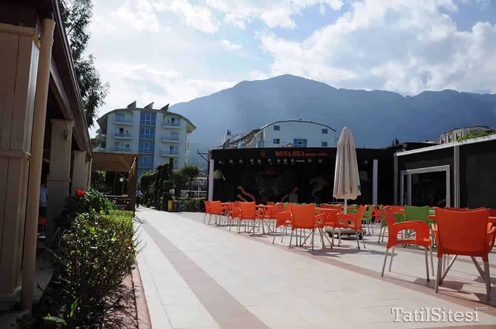 Lims Bona Dea Beach Hotel